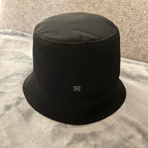 Sandro Paris Nylon Bucket Hat - Picture 4 of 7